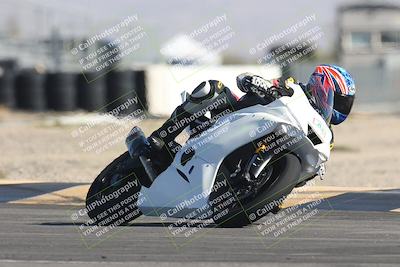 media/Oct-30-2025-Racers Edge (Thu) [[dabbdaf680]]/2-A Group/Session 2 (Turn 16)/